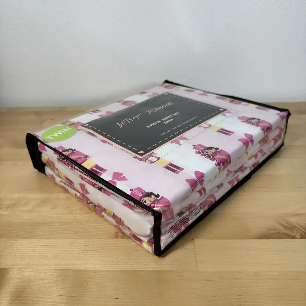 Betsey Johnson Christmas 3 Piece Twin‎ Sheet Set Pink Bows Nutcrackers Holiday